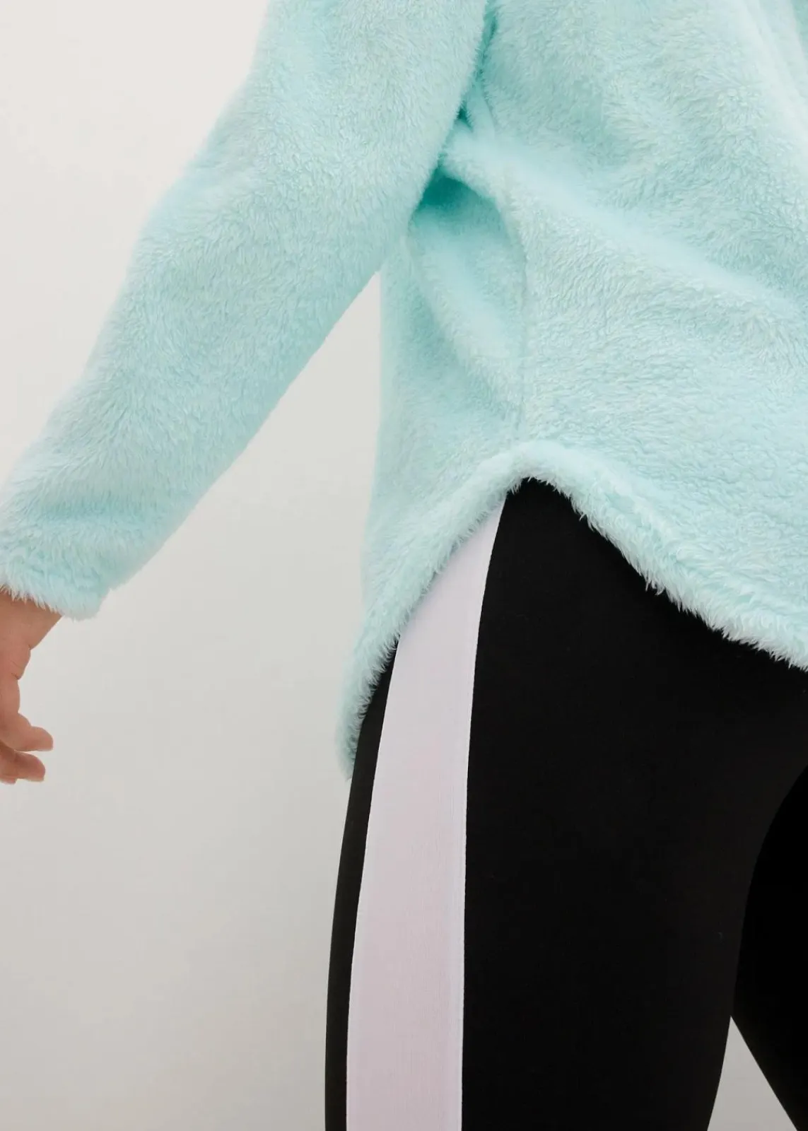 bonprix Homewear|Sportwäsche^Weit geschnittener Loungewear Kuschel-Fleece Longpullover mint