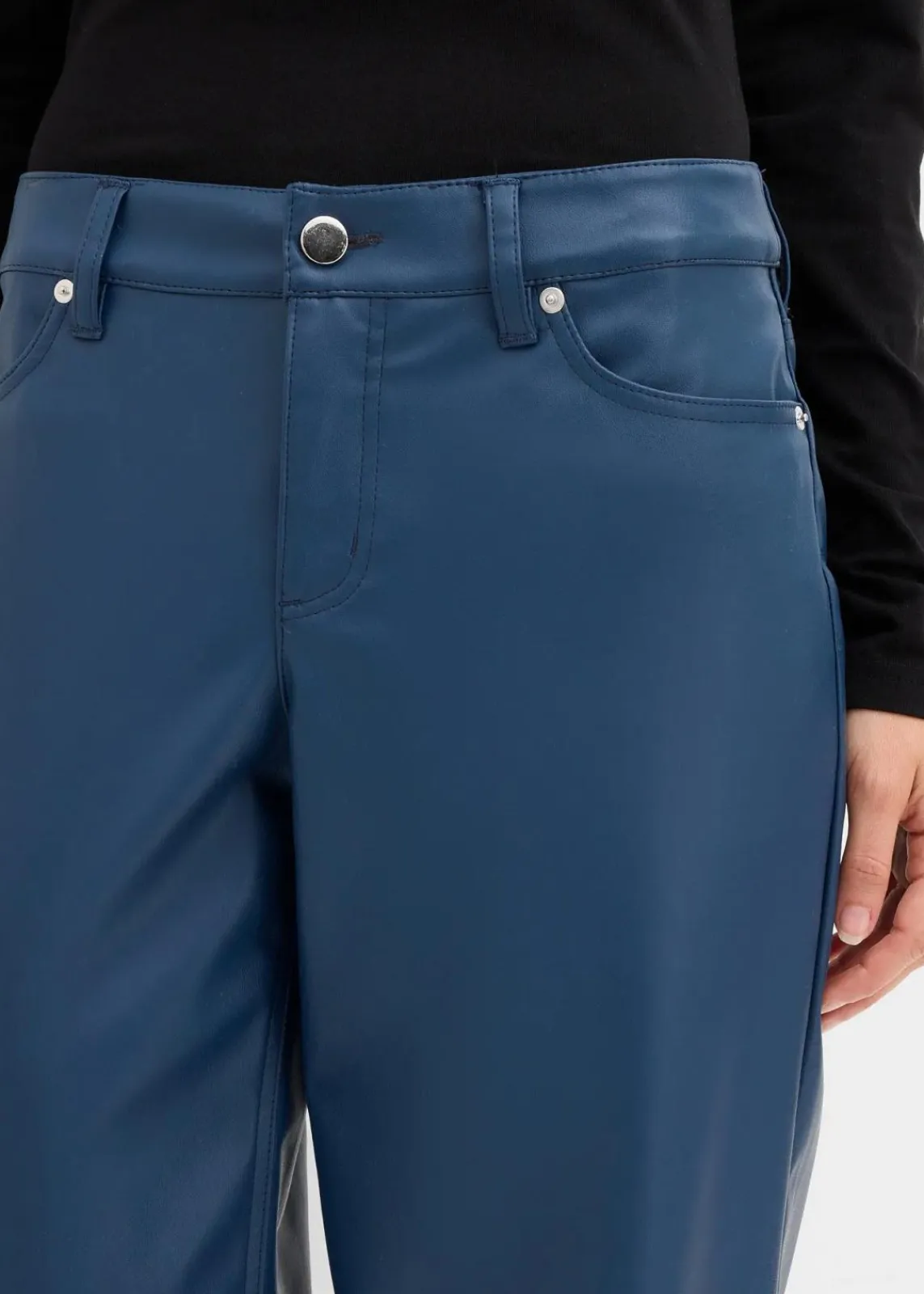 bonprix Nachhaltigere Materialien|Hosen^Weite Lederimitat-Hose tiefblau
