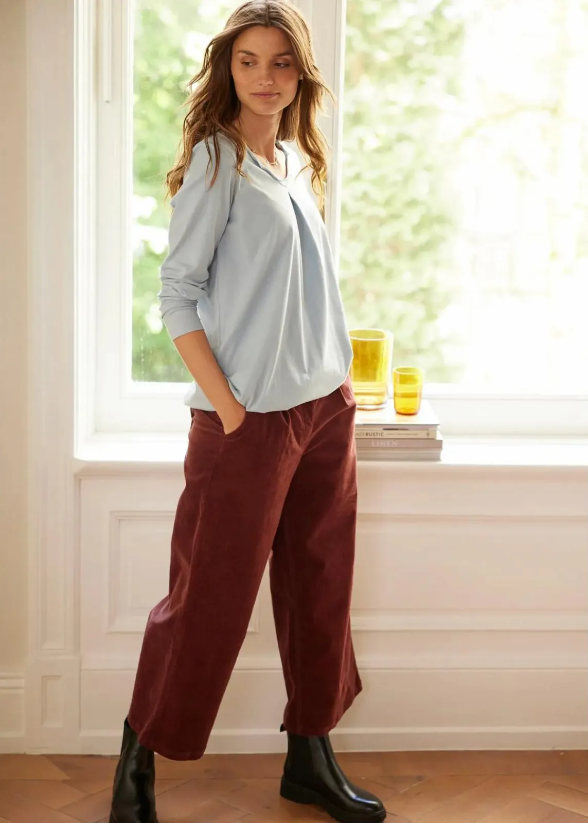 bonprix Hosen|Bekleidung·Kleider^Weite Stretchcord-Culotte mit High-Waist-Bequembund, 7/8-Länge kaffeebraun