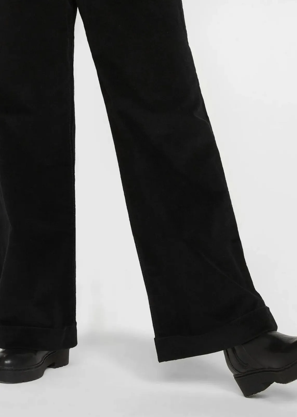 bonprix Hosen|Bekleidung·Kleider^Weite Stretch-Cordhose, High-Waist schwarz