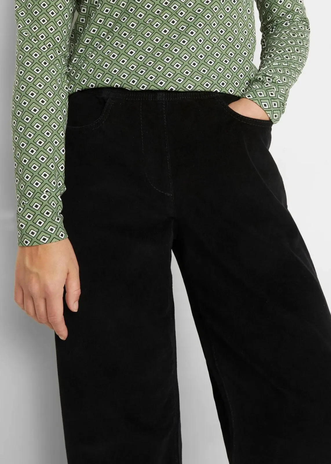 bonprix Hosen|Bekleidung·Kleider^Weite Stretch-Cordhose, High-Waist schwarz