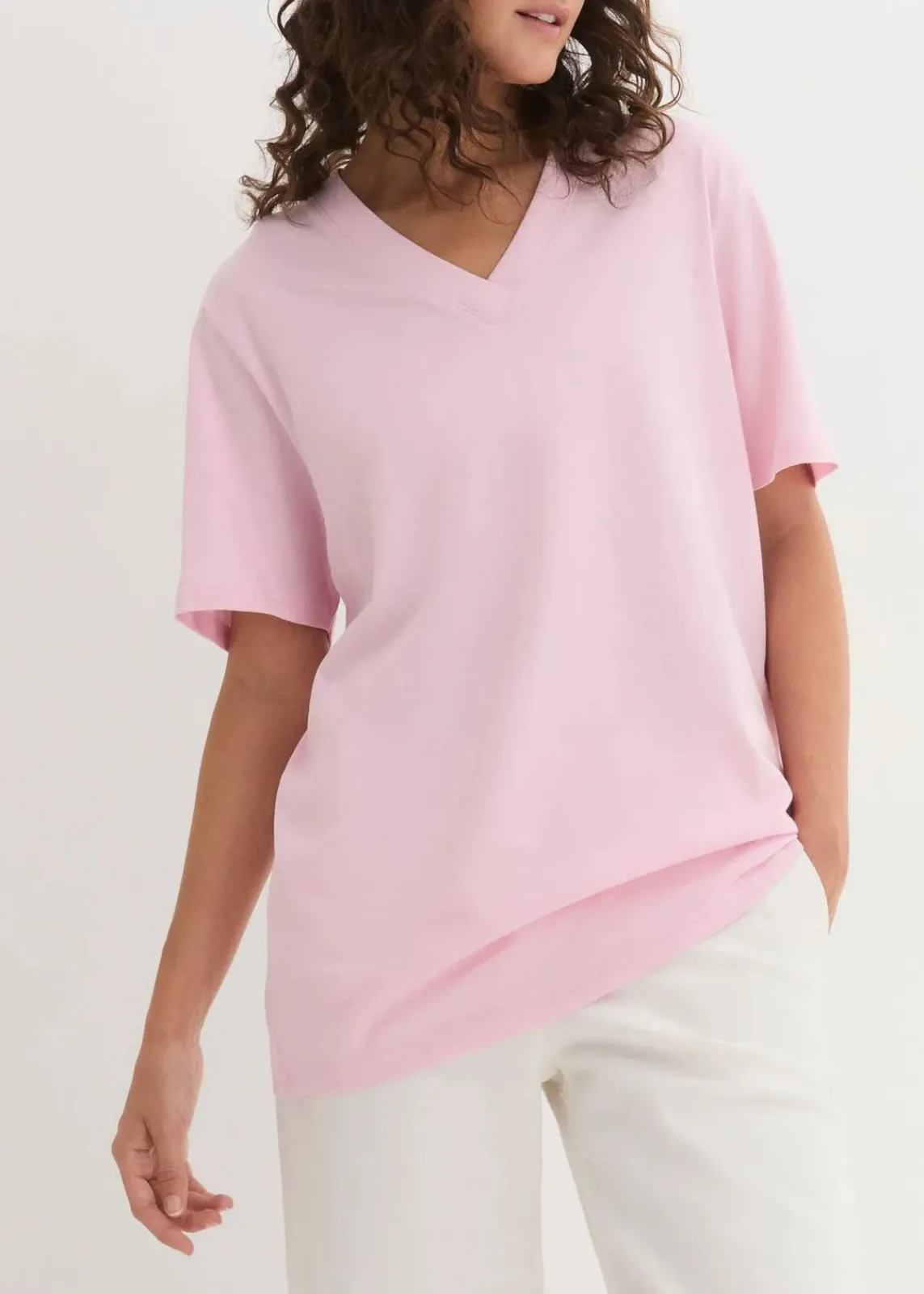 bonprix Shirts & Tops|Basics^Weites Long-Shirt mit V-Ausschnitt, Kurzarm (5er Pack) kristallrosa + pastellmint + mattaqua + rauchflieder + weiß