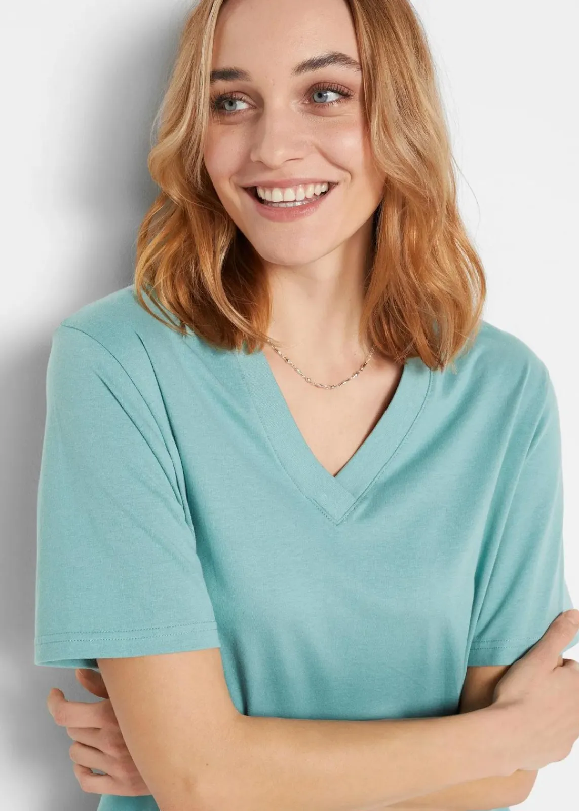 bonprix Shirts & Tops|Basics^Weites Long-Shirt mit V-Ausschnitt, Kurzarm (5er Pack) hellviolett + rauchsalbei + kristallrosa + schwarz + weiß