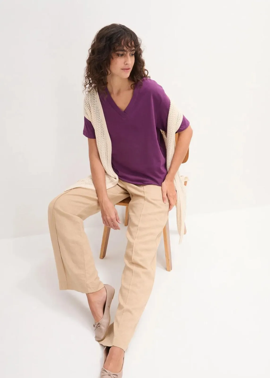 bonprix Shirts & Tops|Basics^Weites Long-Shirt mit V-Ausschnitt, Kurzarm (5er Pack) smaragd + weinbeere + mittelfuchsia + weiß + schwarz