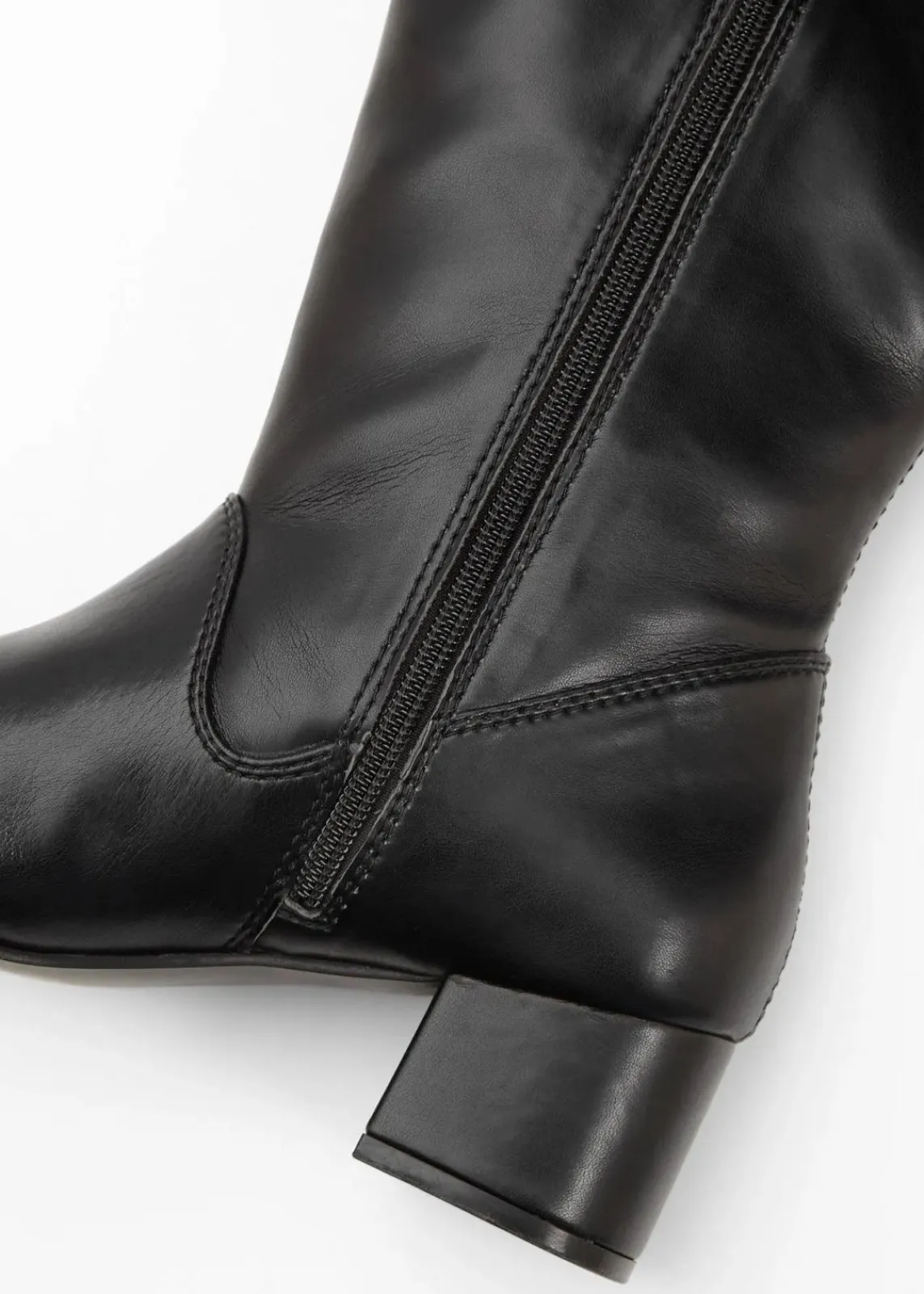 bonprix Stiefel^Weitschaftstiefel schwarz