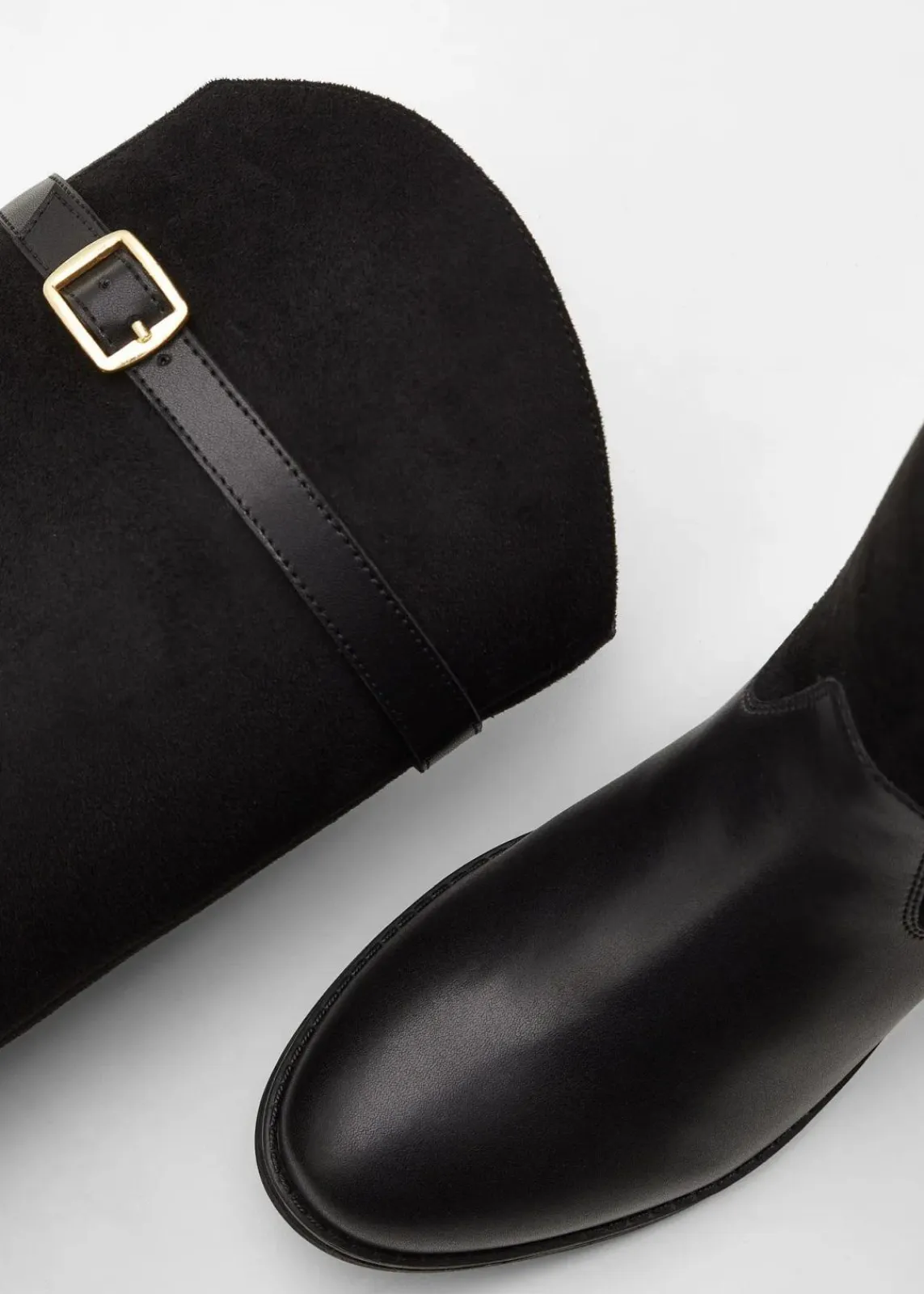 bonprix Stiefel^Weitschaftstiefel mit Schnalle schwarz