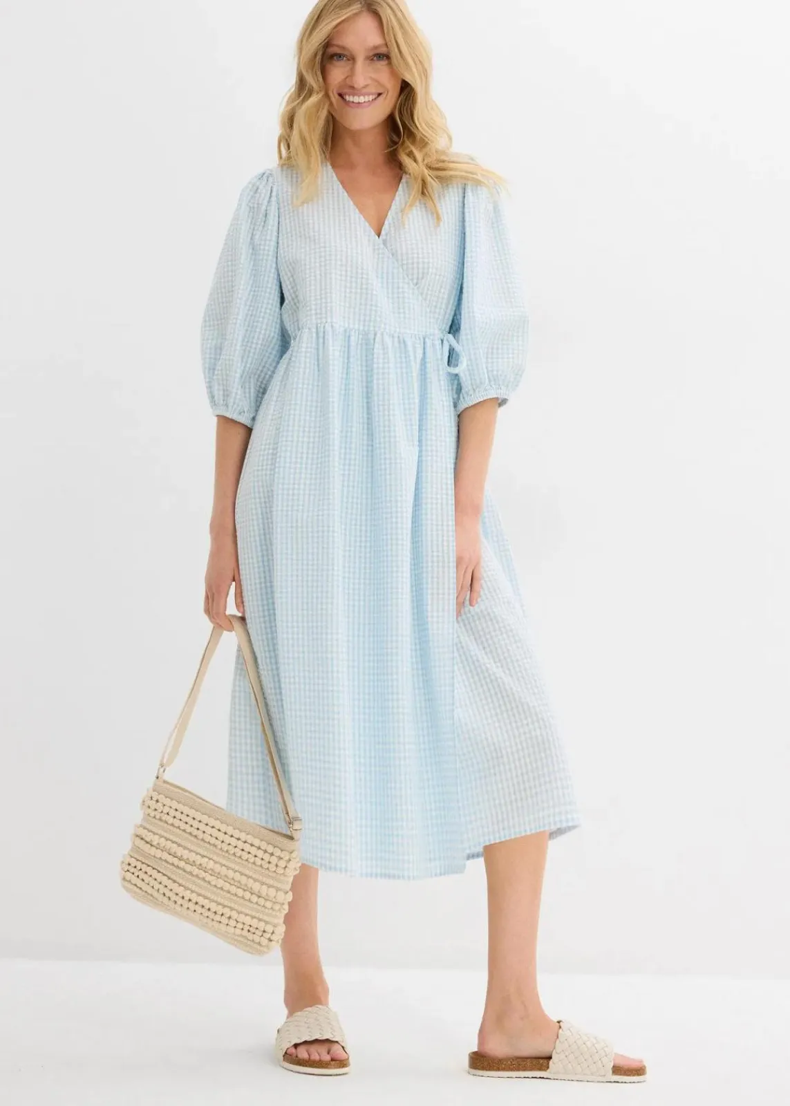 bonprix Bekleidung·Pullover & Strickjacken|Kleider^Wickelkleid aus Strukturmaterial eisblau/wollweiß kariert