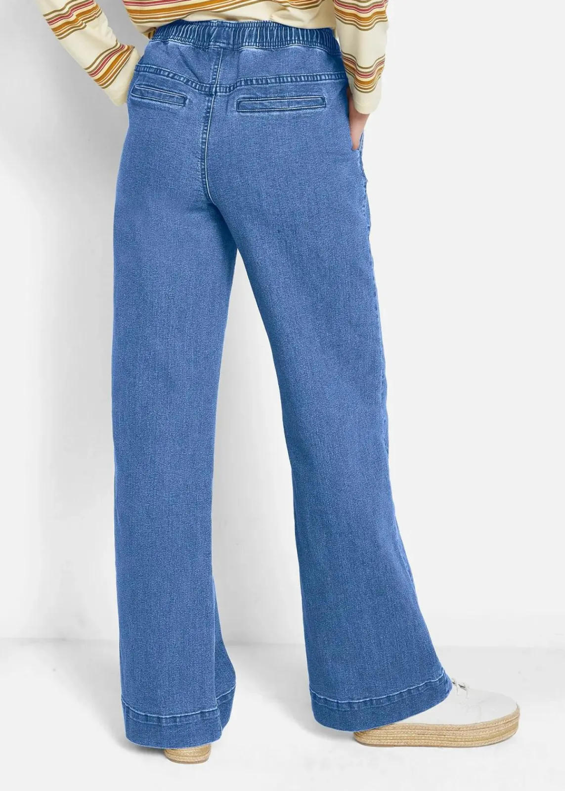 bonprix Jeans|Kurzgrößen^Wide Leg Jeans Mid Waist, Stretch hellblau denim