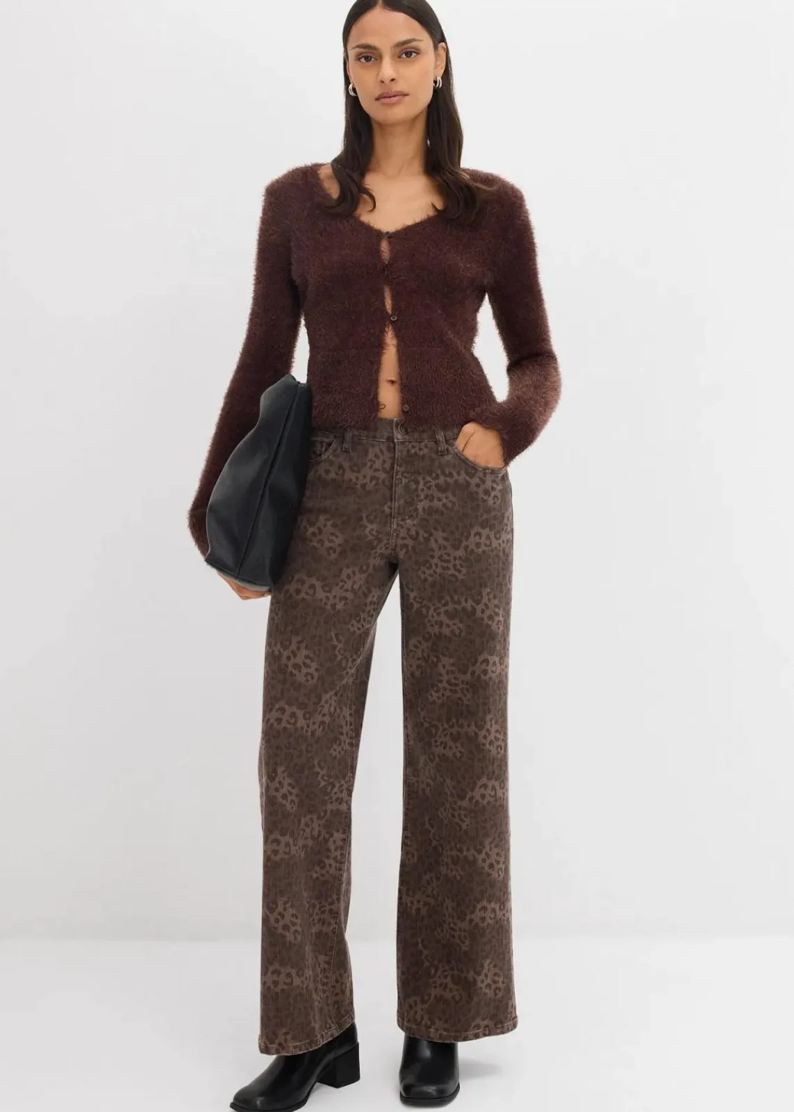 bonprix Hosen|Bekleidung·Kleider^Wide Leg Twillhose mit Leodruck dunkelbraun leo bedruckt, washed