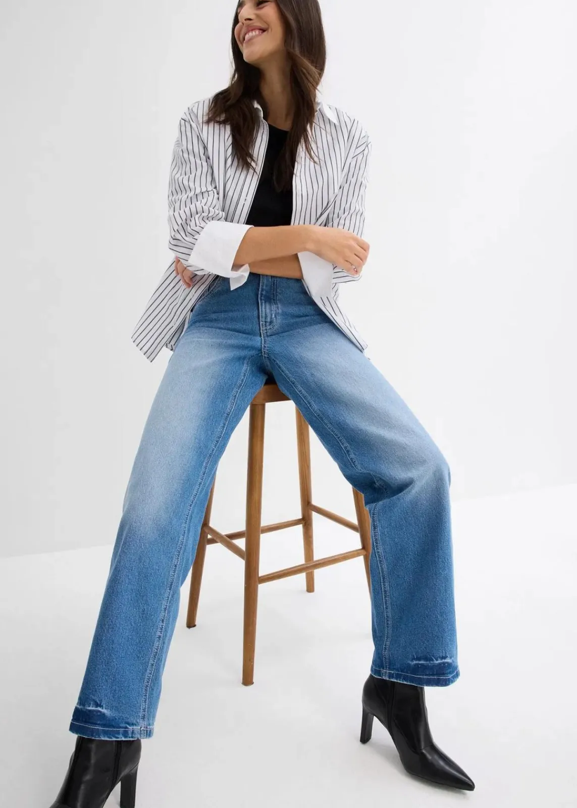 bonprix Jeans|Bekleidung·Shirts & Tops^Wide-Leg-Jeans High Waist hellblau denim used