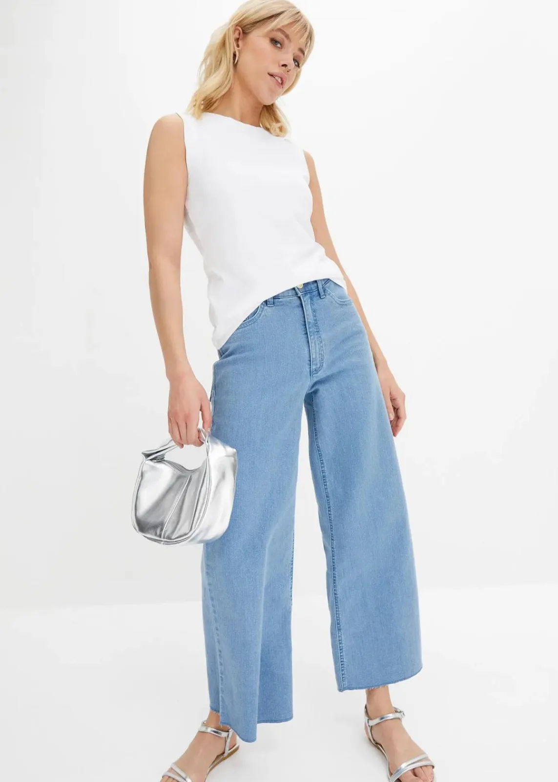 bonprix Jeans|Bekleidung·Shirts & Tops^Wide-Leg-Jeans, High Waist, cropped hellblau denim used