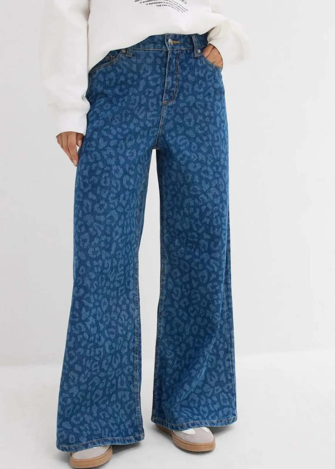 bonprix Kurzgrößen|Bekleidung·Shirts & Tops^Wide-Leg-Jeans Mid Waist blau denim leo bedruckt