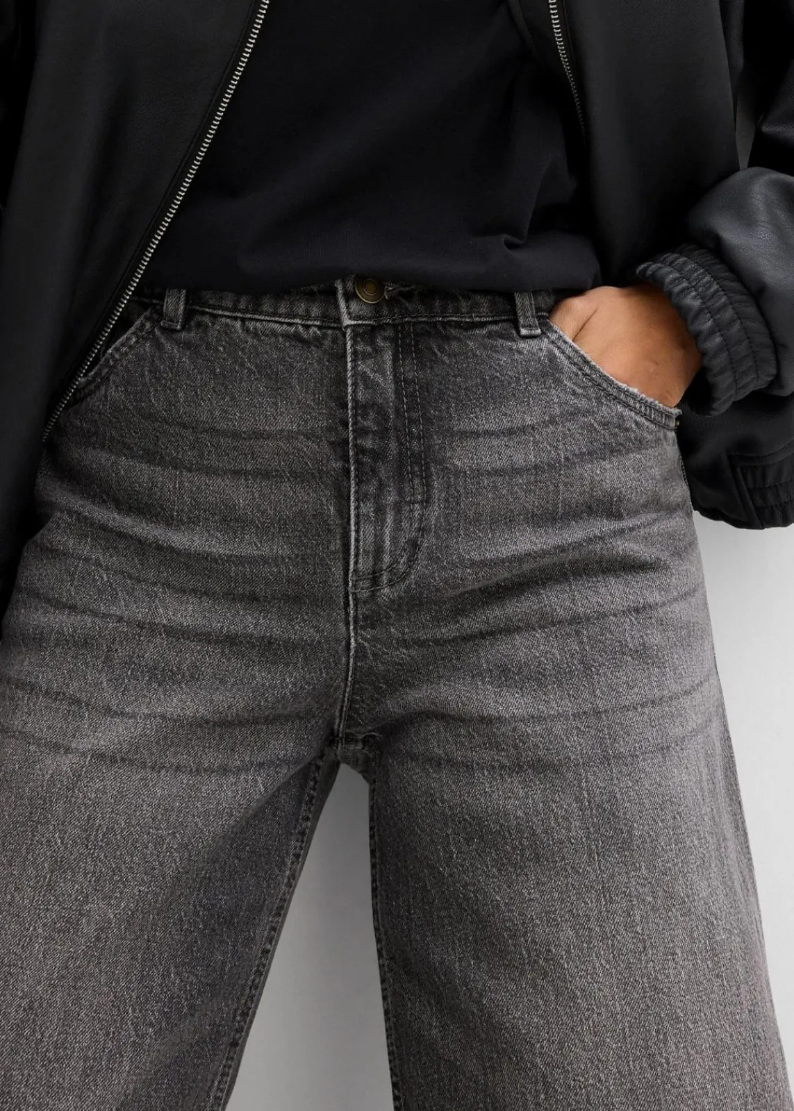 bonprix Jeans|Kurzgrößen^Wide-Leg-Jeans Mid Waist grau denim used
