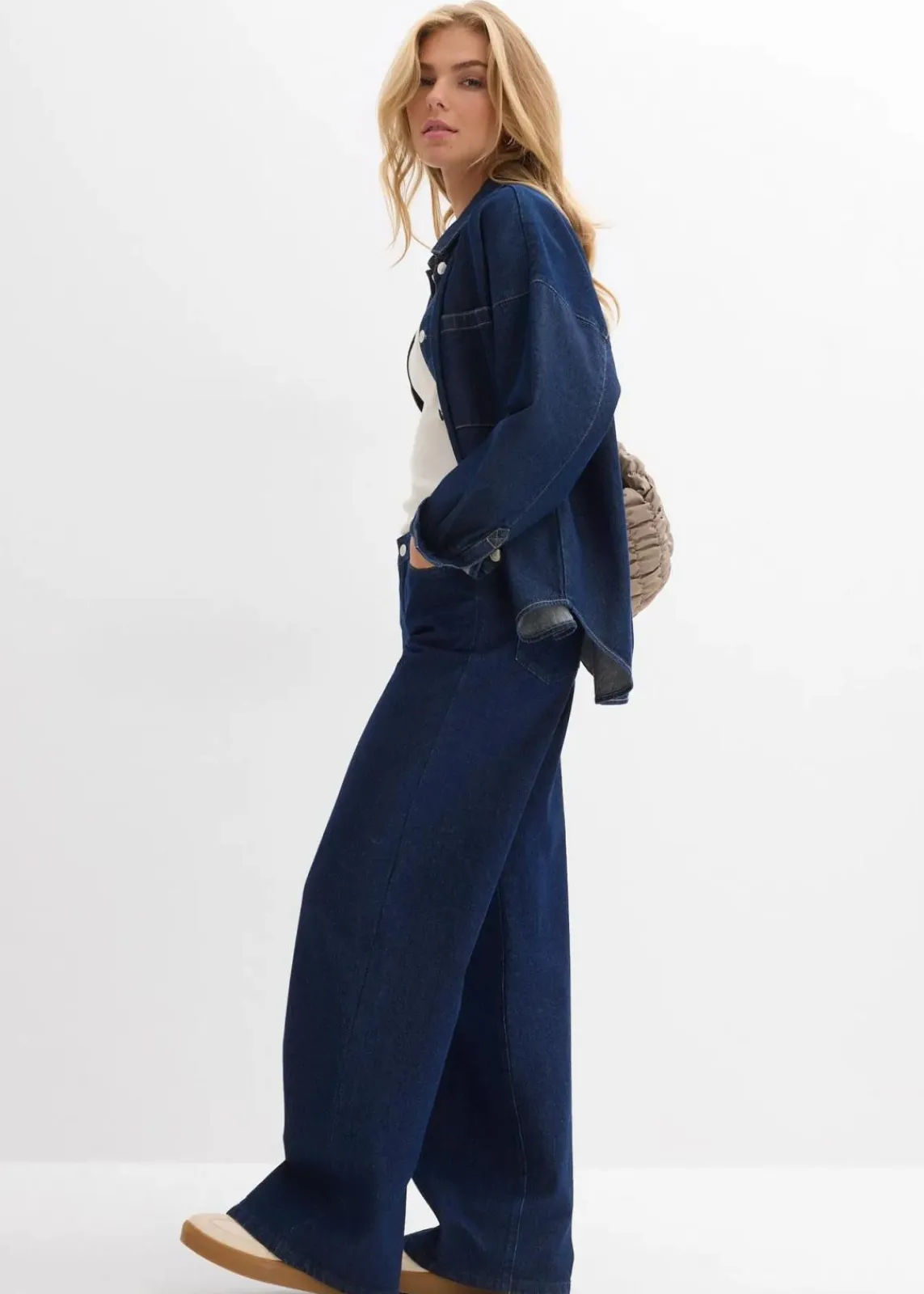 bonprix Jeans|Kurzgrößen^Wide-Leg-Jeans, Mid Waist, Low Stretch Full Length tiefblau denim ungewaschen