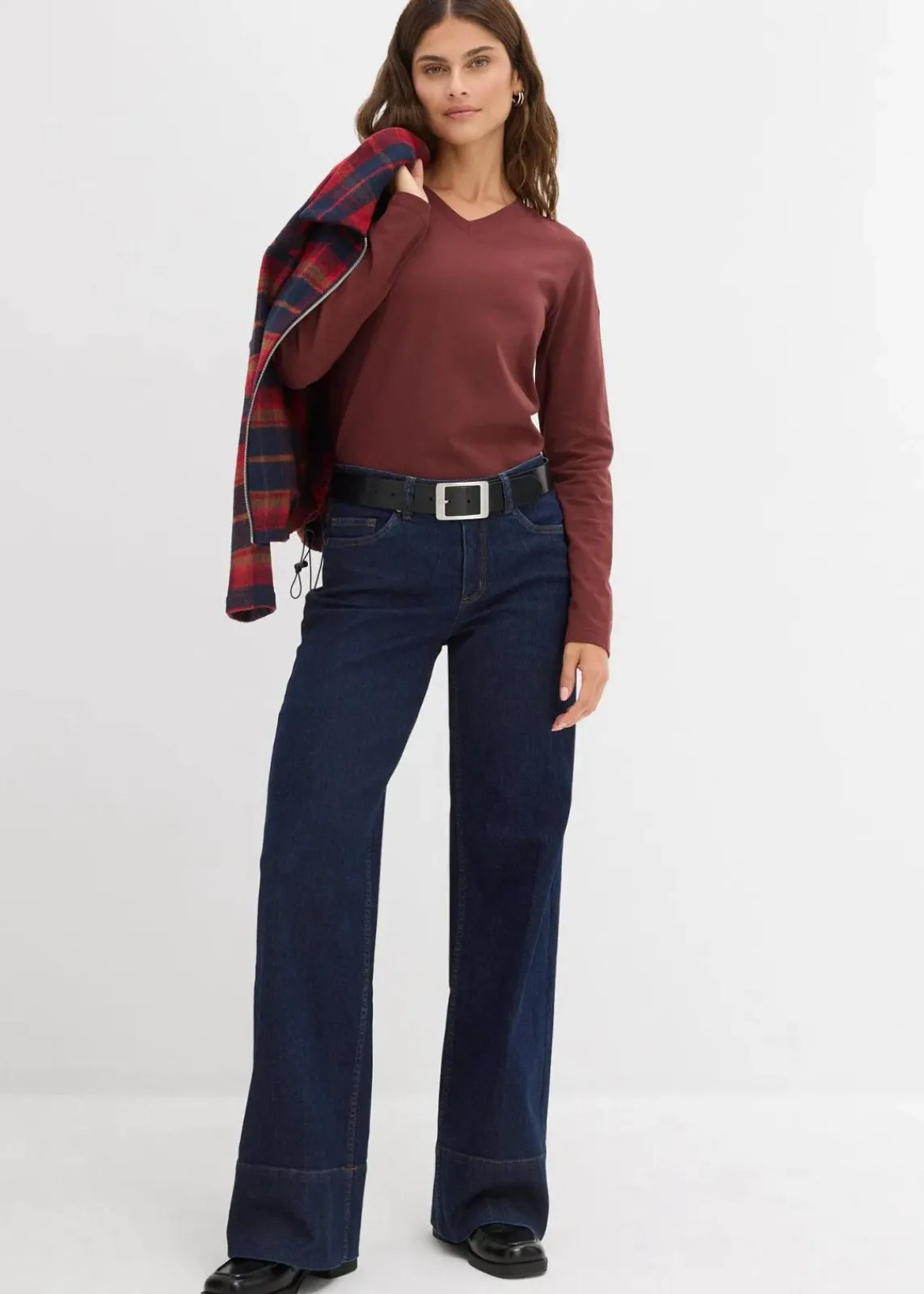 bonprix Jeans|Kurzgrößen^Wide-Leg-Jeans Mid Waist mit Bio Baumwolle tiefblau denim ungewaschen