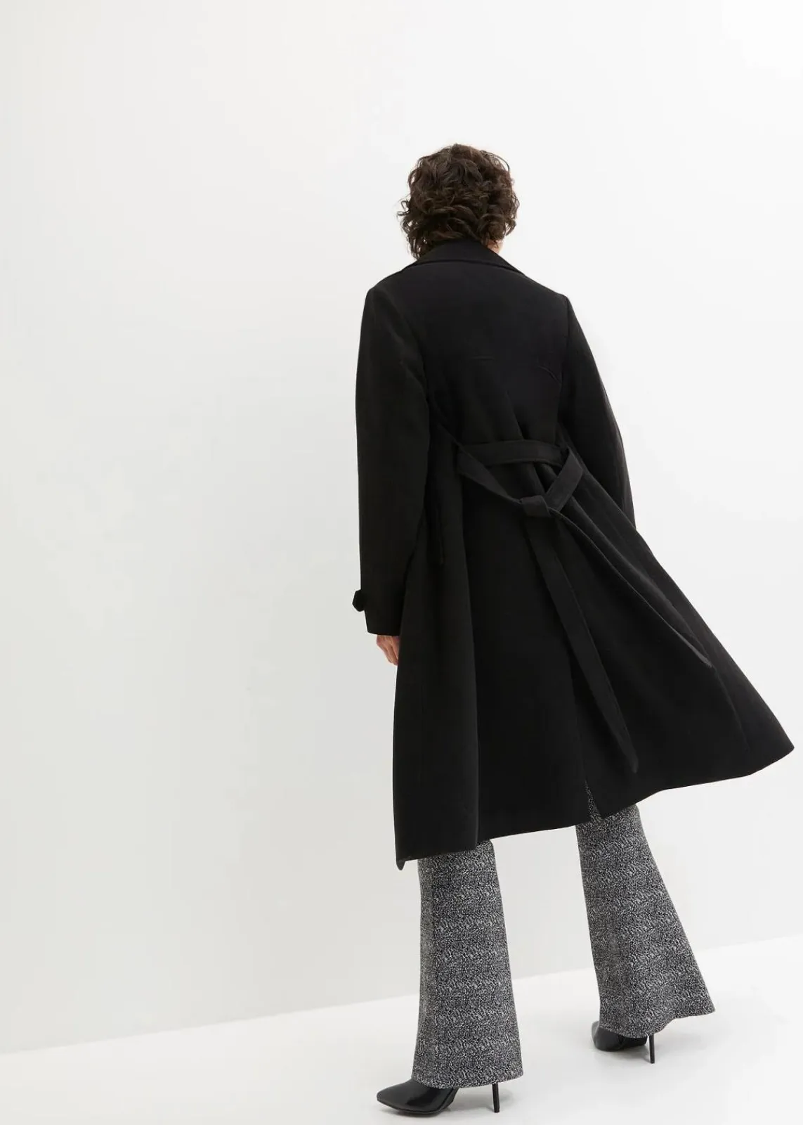 bonprix Bekleidung·Hosen|Jacken & Mäntel^Winter-Trenchcoat in Wolloptik schwarz