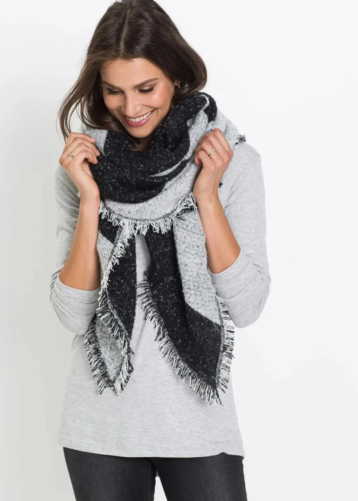 bonprix Schals & Tücher|Schuhe & Accessoires In Spezialgrößen·Tücher & Ponchos^XXL Schal, Soft Touch schwarz/weiß gestreift